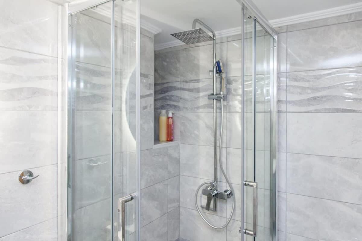 Beautiful New Apartment In Petralona Athen Eksteriør bilde